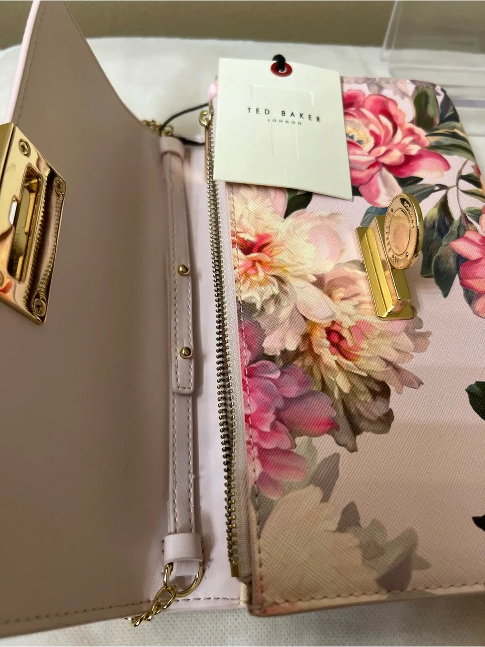 Ted Baker 3 Compartment Floral Crossbody NWT - Picture 9 of 9